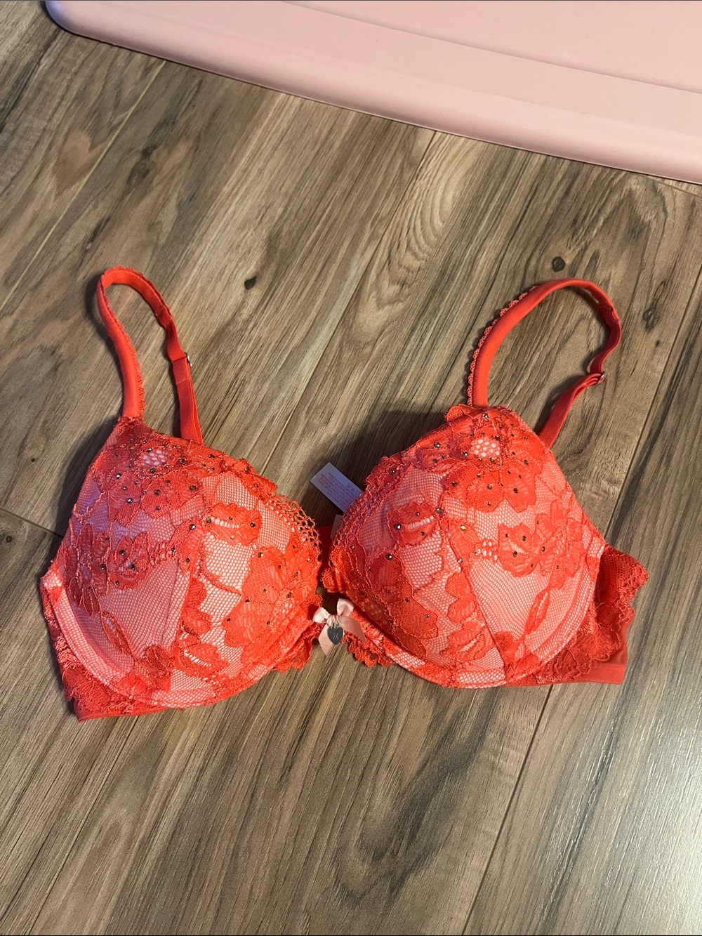 Lace Push-Up Bra in Bright Coral